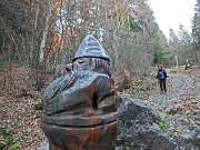 Monte Gugliemo dal sentiero nel Bosco degli Gnomi il 23 dicembre 2014   - FOTOGALLERY